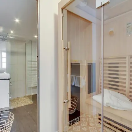 Palm House Sauna Center Ideal Insead Apartment Fontainebleau