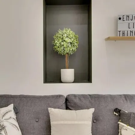 Apartment Palm House Sauna Center Ideal Insead